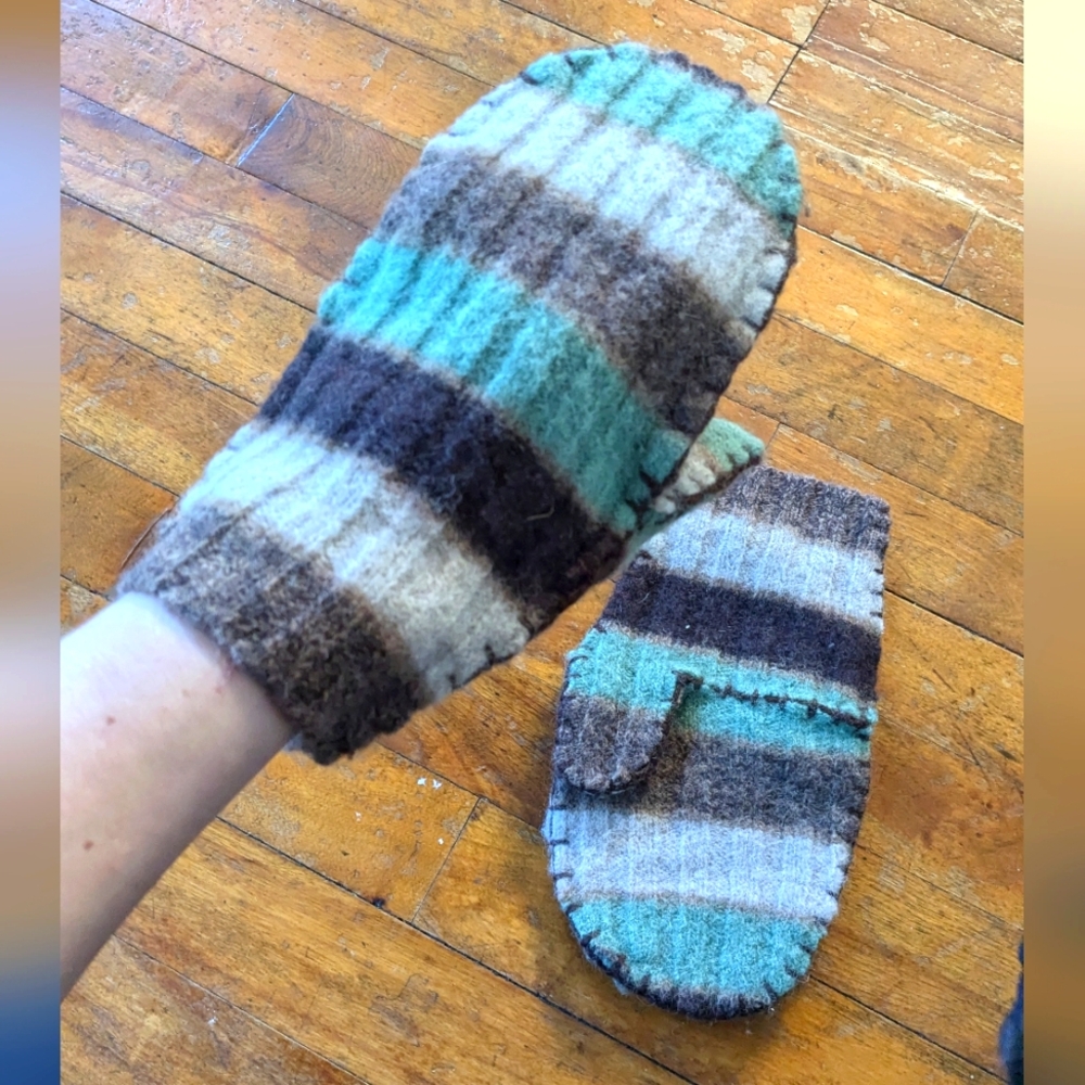 Handmade fleece mittens
